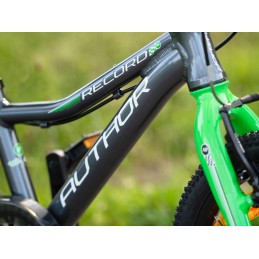 AUTHOR Record 16 2025 bílá/růžová/fialová AUTHOR Record 16 2025 bílá/růžová/fialová