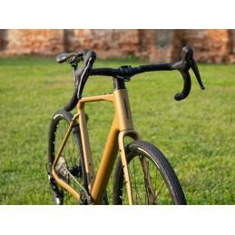 AUTHOR Guru 2.0 2025 zlatá-matná/černá