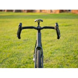 AUTHOR Guru 3.0 2025 šedá-matná/černá AUTHOR Guru 3.0 2025 šedá-matná/černá