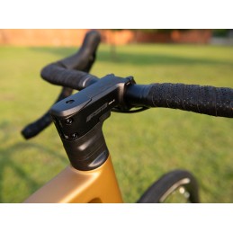 AUTHOR Guru 2.0 2025 zlatá-matná/černá