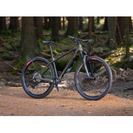 AUTHOR Sector 2026 zelenozlatá-matná/černá